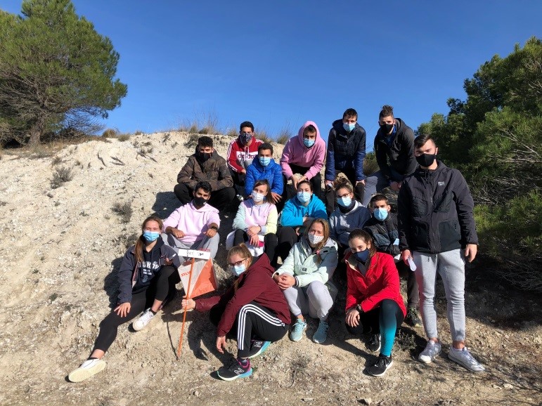 Alumn@s del ciclo formativo superior de enseñanza y actividades sociodeportivas en el campo permanente “El Castillo” en Magaz de Pisuerga